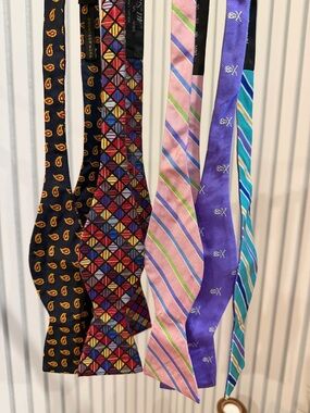 Set of 4 Countess Mara Silk Bow Ties